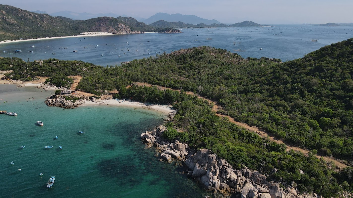 Bãi Biển Bà Bóng