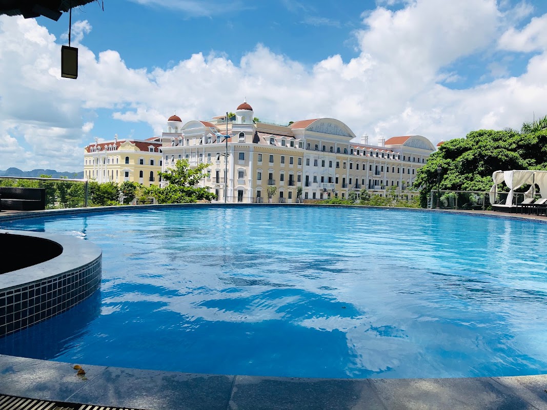 Hotel Novotel Ha Long Bay