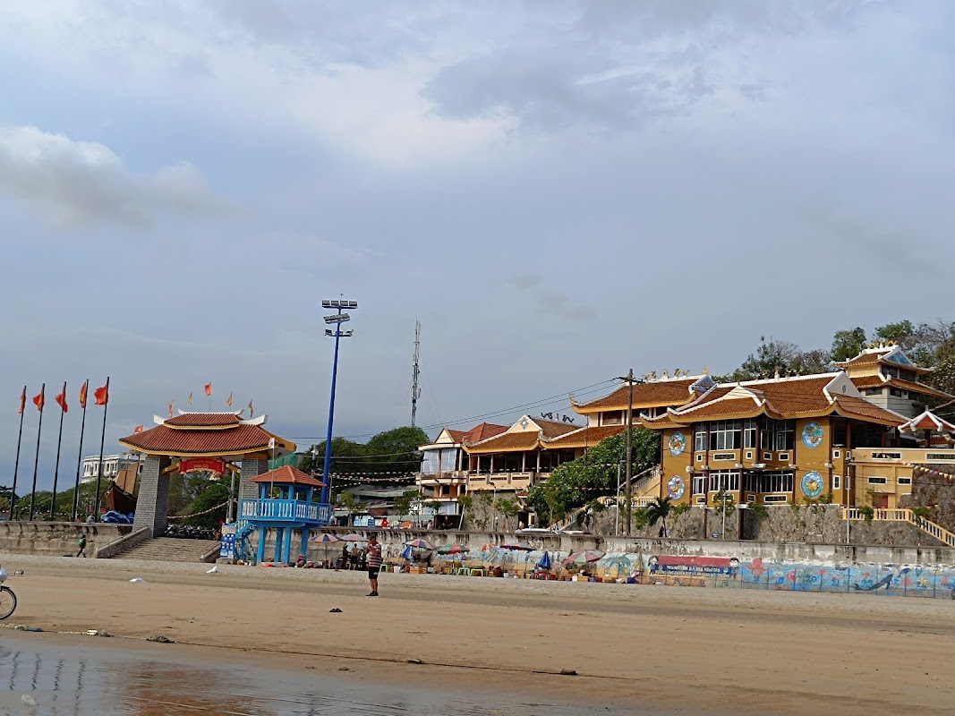 Bãi Biển Dinh Cô