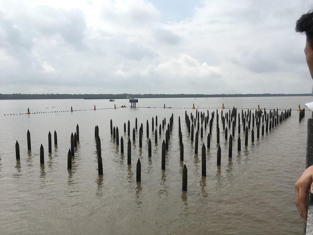 Quảng trường Chiến thắng Bạch Đằng