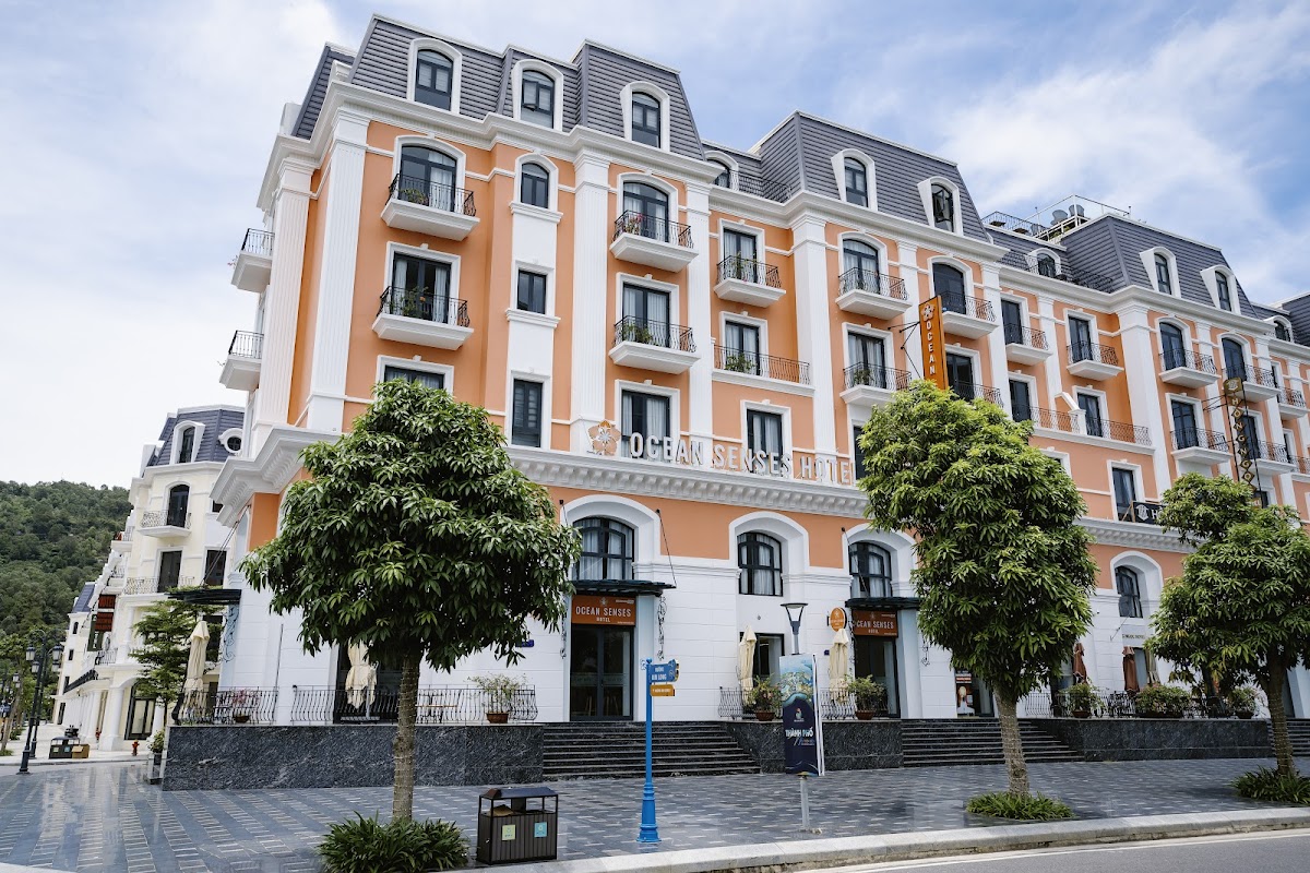 Khách sạn Ocean Senses – KDL Quốc tế Đồi Rồng, Đồ Sơn, Hải Phòng
