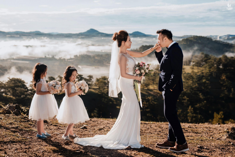 TuArt Family – Thương hiệu chụp ảnh gia đình đẹp hàng đầu Hải Dương