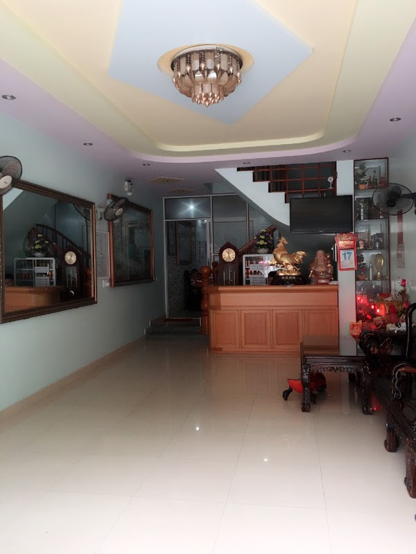 Nhà Nghỉ Hoàng Lan