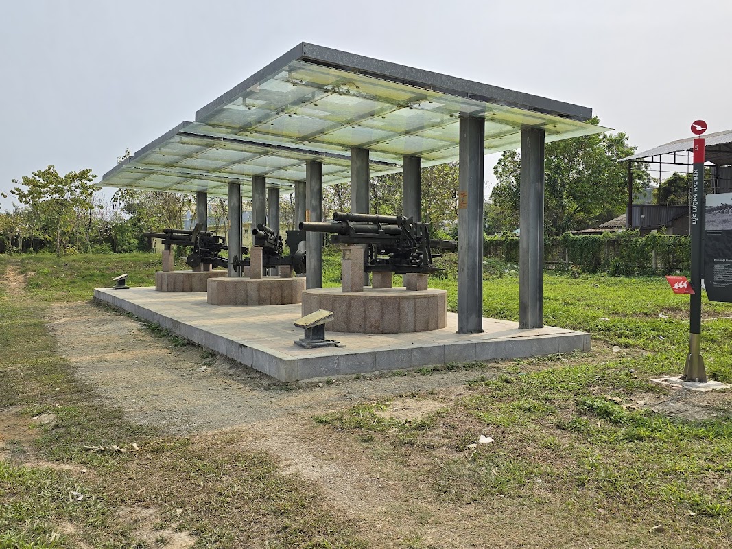 Trung tâm Giao lưu Văn hoá và Thông tin Du lịch tỉnh Điện Biên