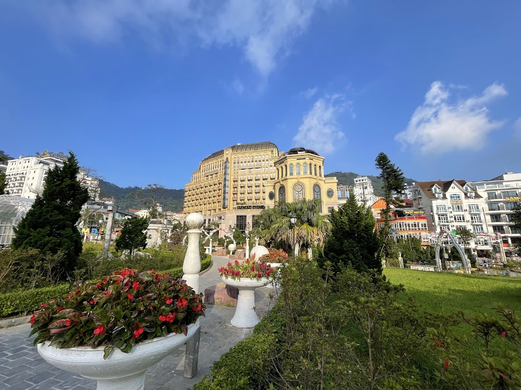 Quảng trường Tam Đảo