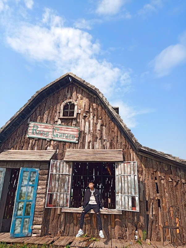 Phim trường Rose Garden