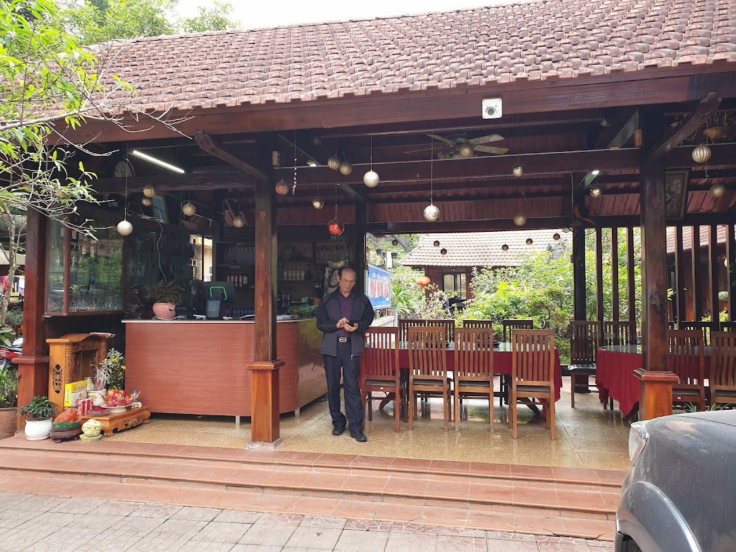 Nhà Hàng Lá Cọ Bắc Kạn