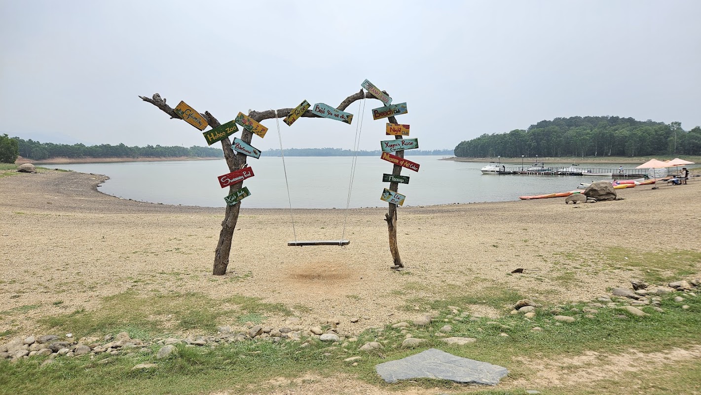 Bãi biển nhân tạo Flamingo