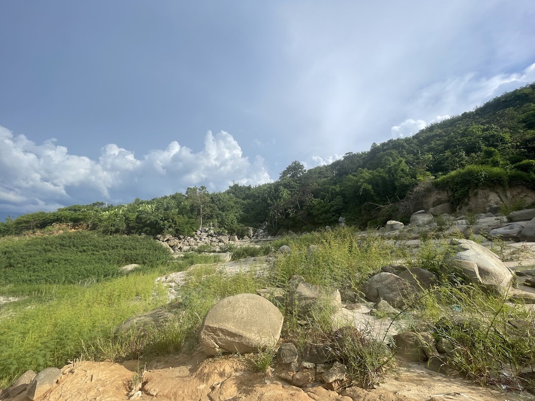 Bãi Biển Thác Tư