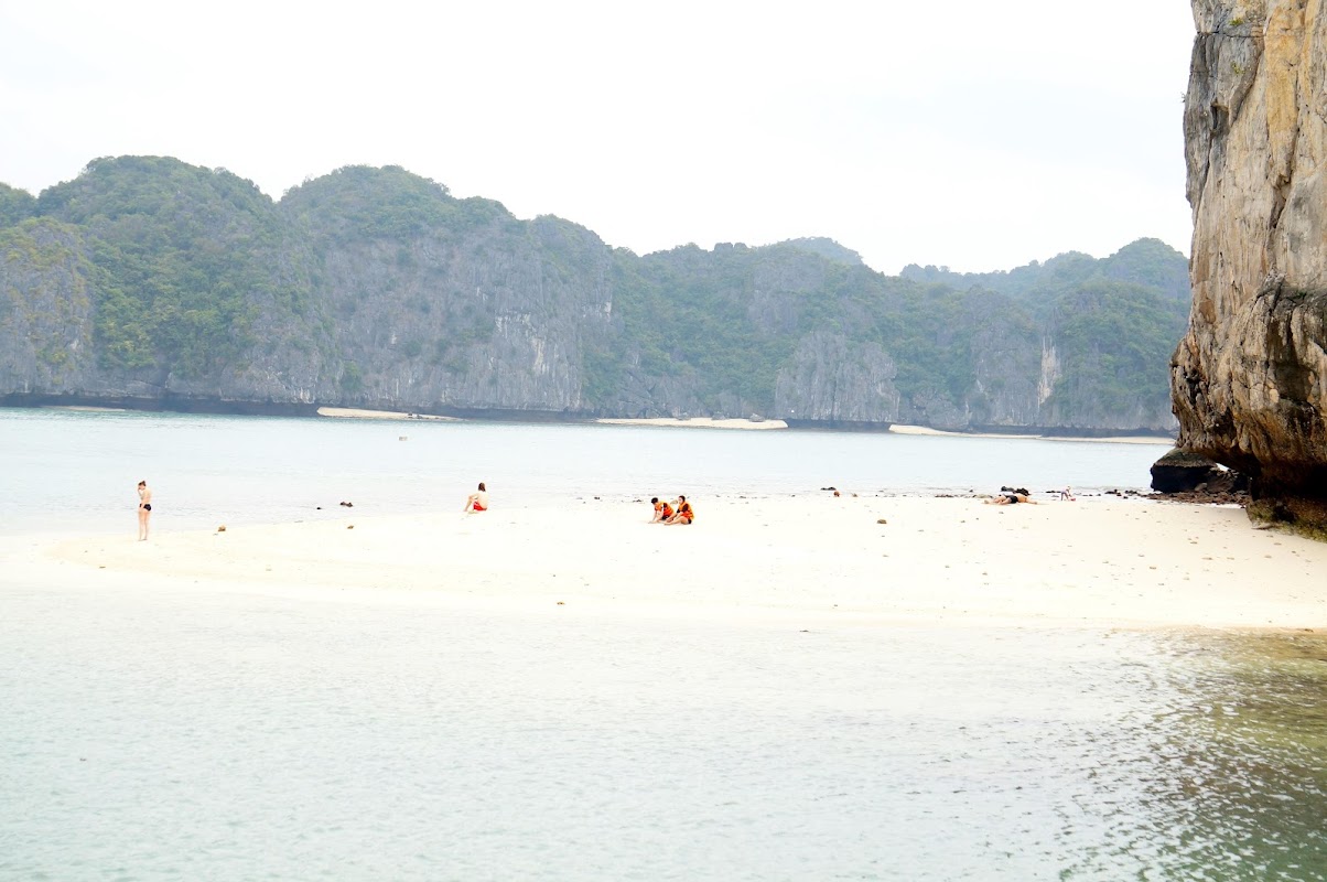 Bãi tắm Vạn Bội