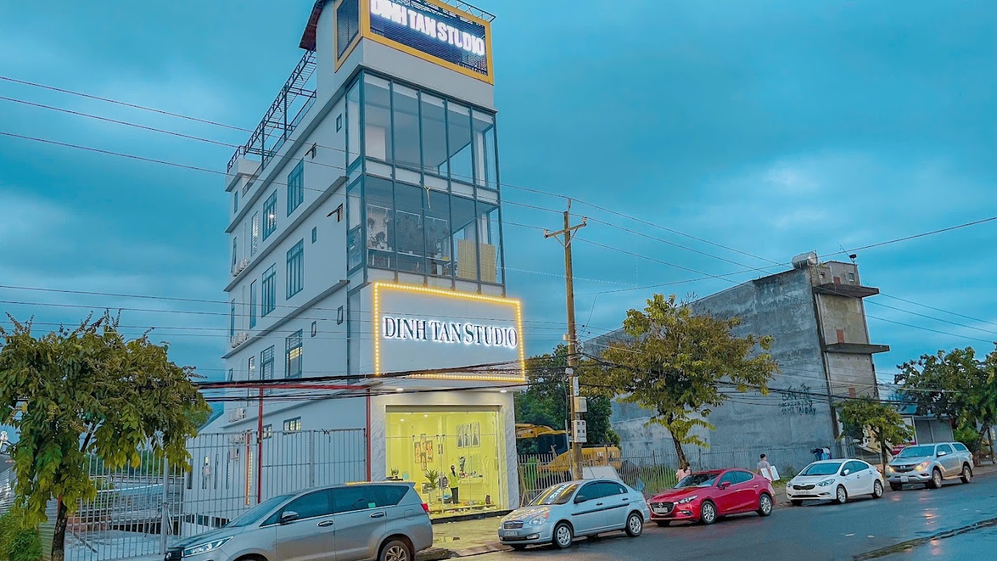 Chụp ảnh Gia Đình và Em Bé – Đình Tân Studio