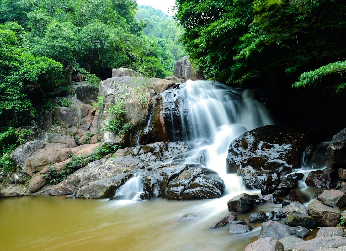 khu du lịch Suối Mỡ