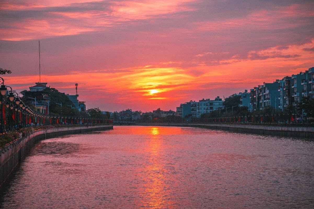 Phố đi bộ Hải Phòng