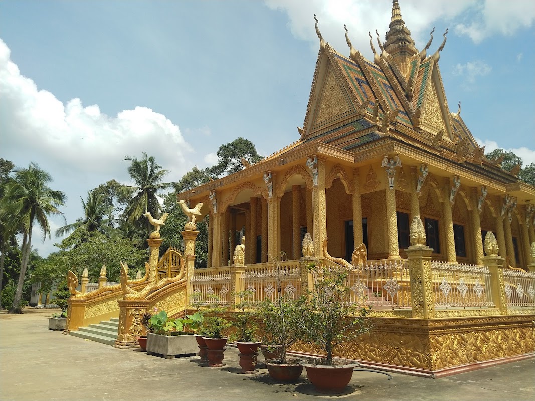 Làng văn hóa du lịch Khmer Trà Vinh