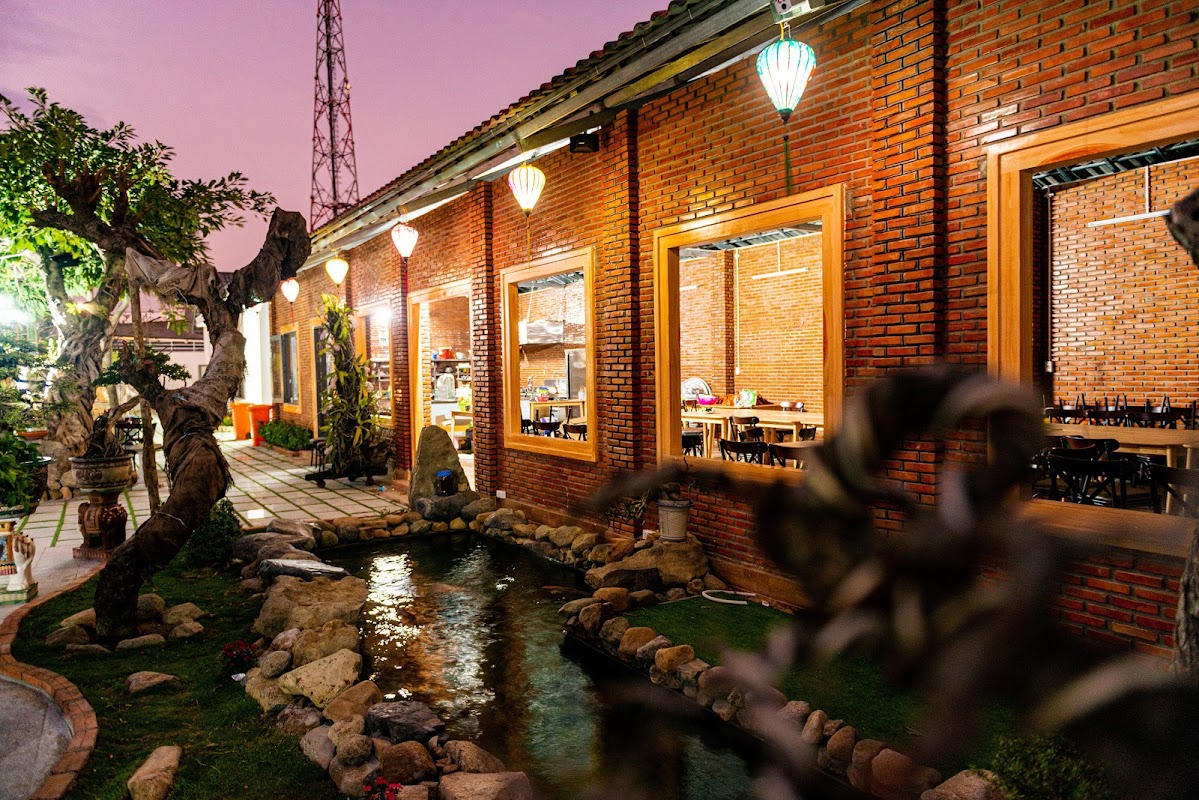 Nhã Trang CR Hotel – Khách Sạn Giá Rẻ Tại Cam Ranh